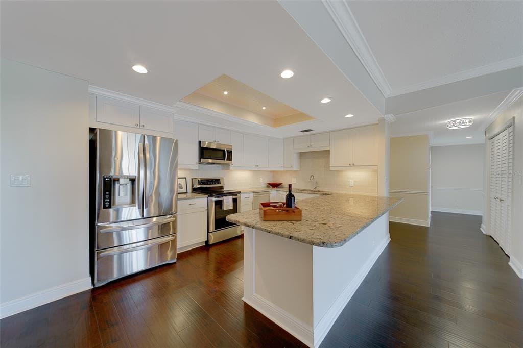 8 BELLEVIEW BOULEVARD # 308, BELLEAIR, FL 33756 — zdjęcie 5