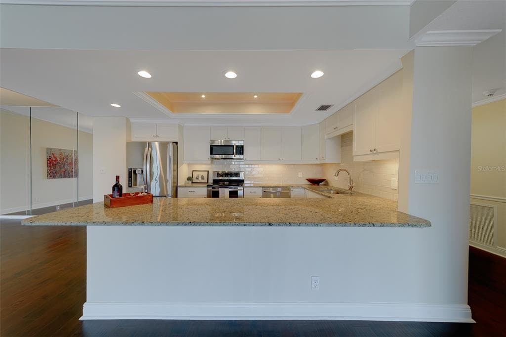 8 BELLEVIEW BOULEVARD # 308, BELLEAIR, FL 33756 — zdjęcie 4