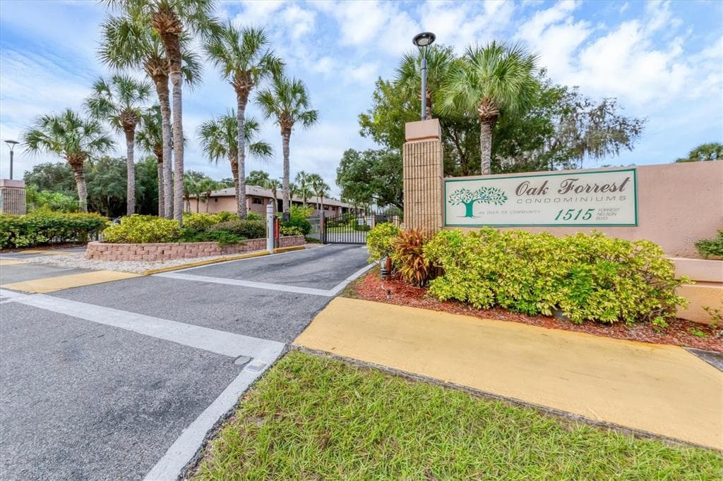 1515 FORREST NELSON BOULEVARD # P105, PORT CHARLOTTE, FL 33952 — zdjęcie 2