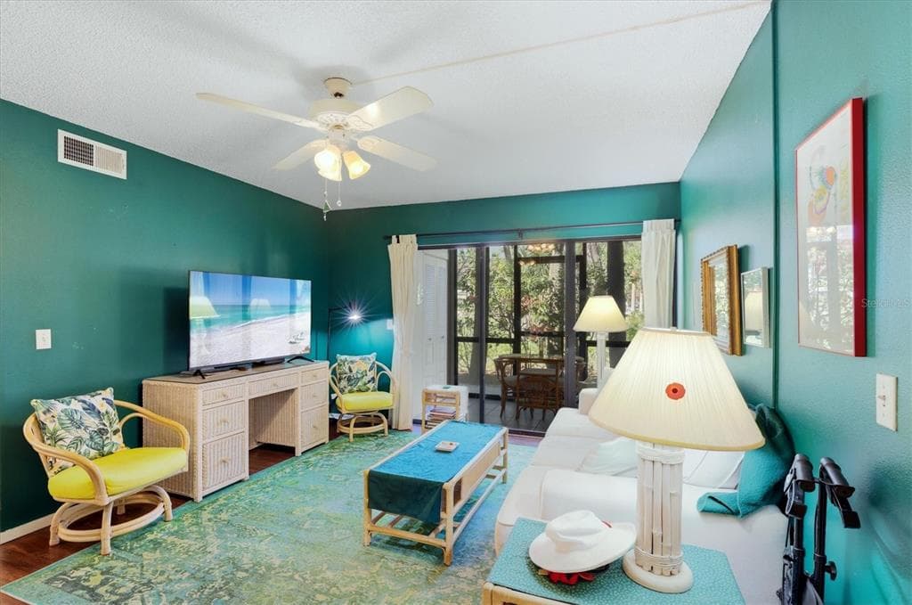 1515 FORREST NELSON BOULEVARD # P105, PORT CHARLOTTE, FL 33952 — zdjęcie 5