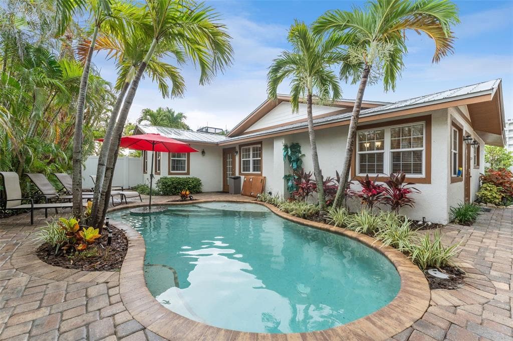 201 54TH STREET, HOLMES BEACH, FL 34217 — zdjęcie 2