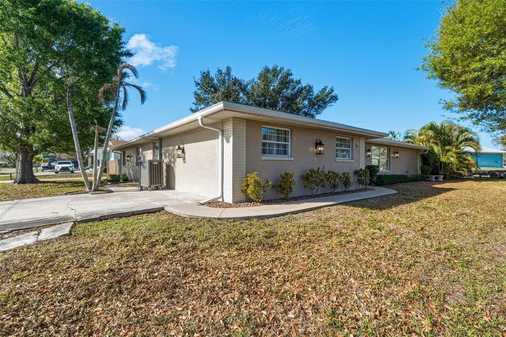 101 MARLIN DRIVE, PUNTA GORDA, FL 33950 — zdjęcie 2