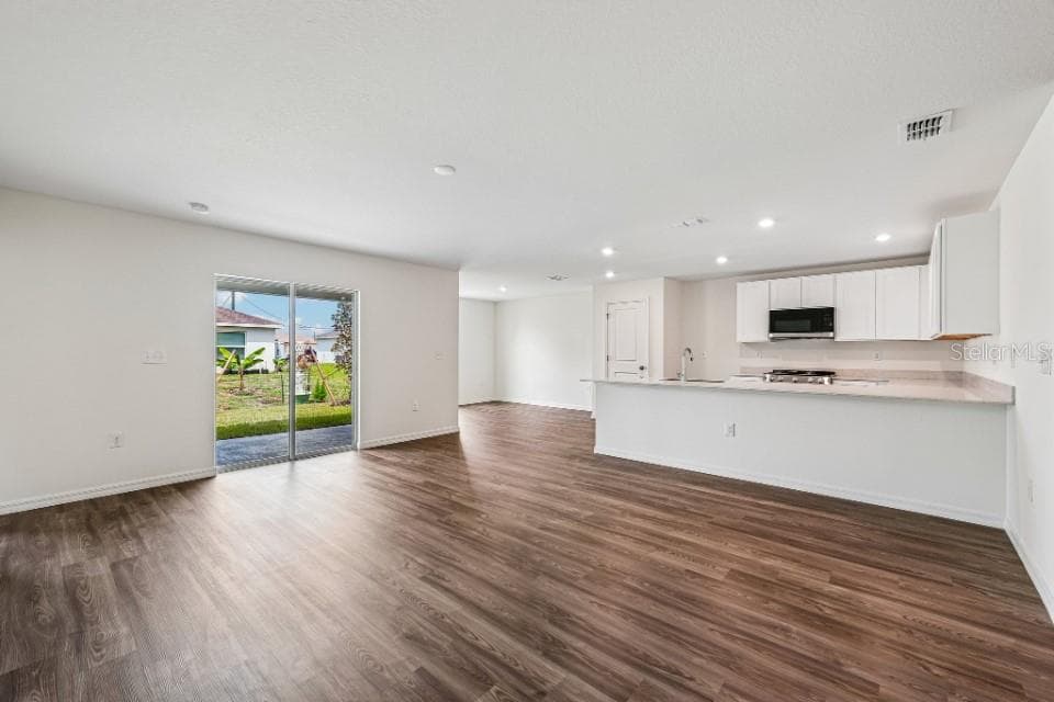 16057 MINORCA DRIVE, PUNTA GORDA, FL 33955 — zdjęcie 5