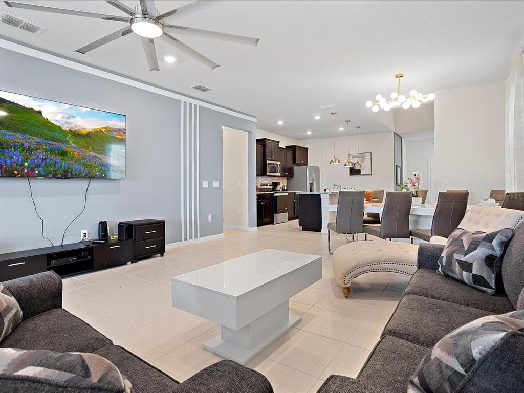 3835 LANA AVENUE, DAVENPORT, FL 33897 — zdjęcie 3