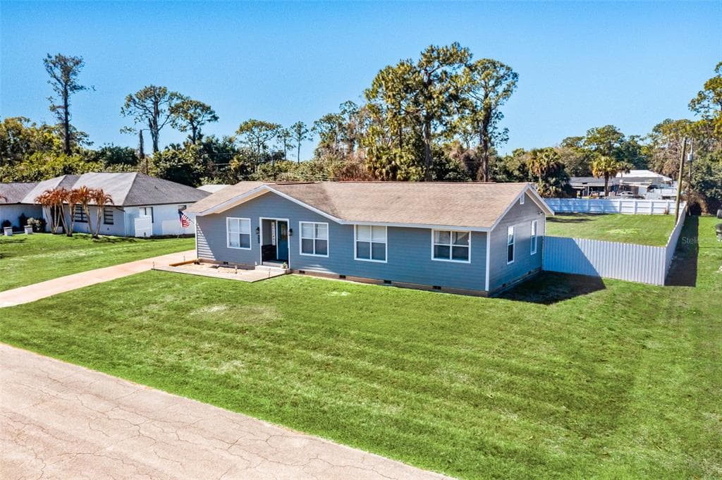 323 GREENWOOD AVENUE, LEHIGH ACRES, FL 33936