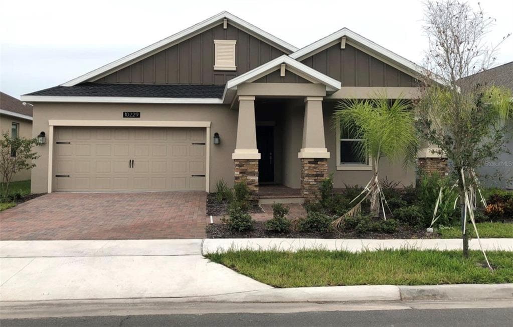 10229 LOVEGRASS LANE, ORLANDO, FL 32832