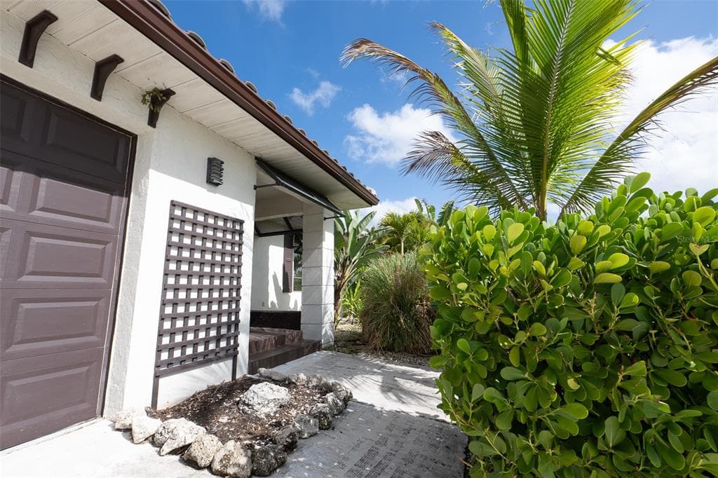 376 PORTOFINO DRIVE, PUNTA GORDA, FL 33950 — zdjęcie 2