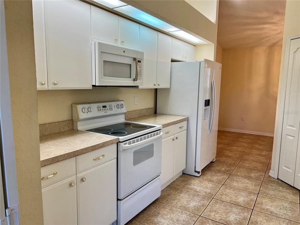 6795 DAVID BOULEVARD # A, PORT CHARLOTTE, FL 33981 — zdjęcie 4