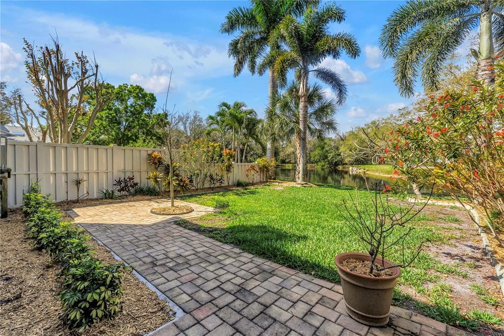 812 AMELIA COURT NE, ST PETERSBURG, FL 33702 — zdjęcie 3