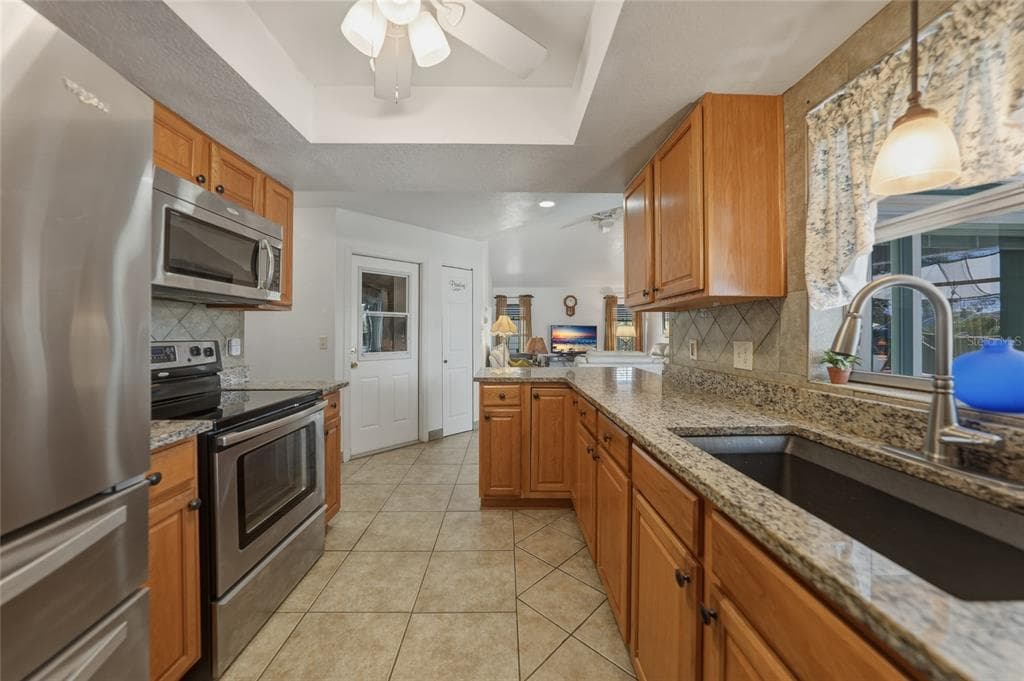 19823 MIDWAY BOULEVARD, PORT CHARLOTTE, FL 33948 — zdjęcie 4