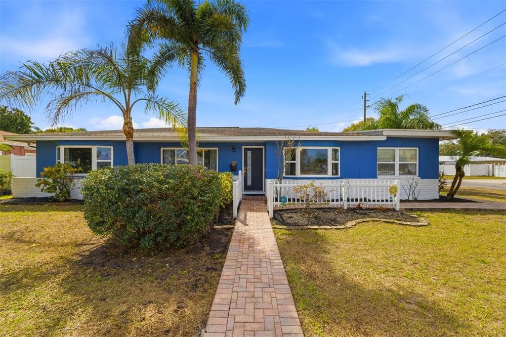 3998 22ND AVENUE N, ST PETERSBURG, FL 33713 — zdjęcie 2