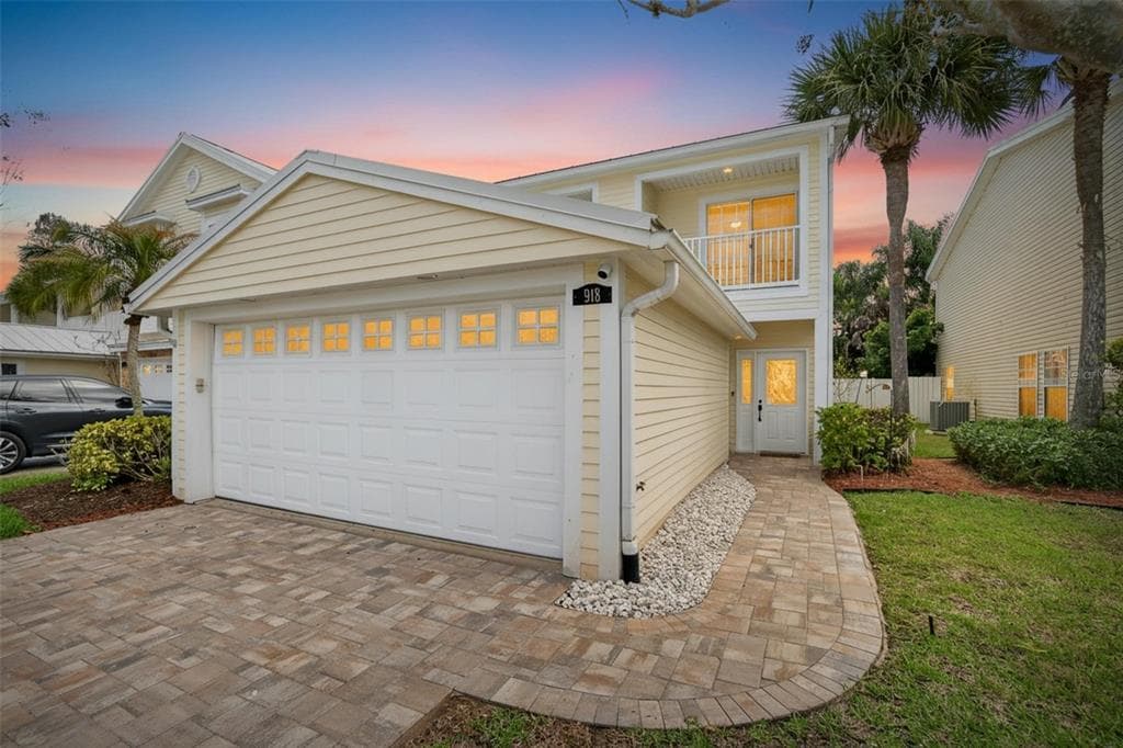 918 WOODBRIDGE COURT, SAFETY HARBOR, FL 34695