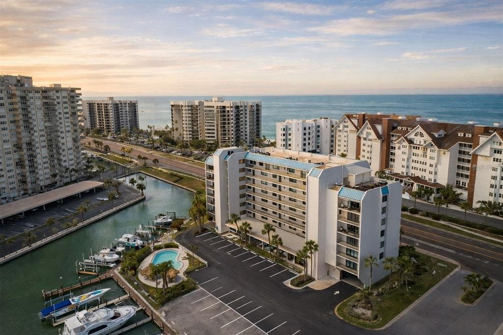 1591 GULF BOULEVARD # 203S, CLEARWATER BEACH, FL 33767 — zdjęcie 2