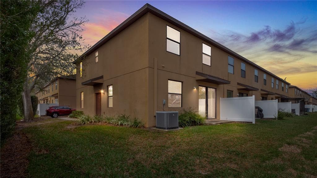 10235 VILLA PALAZZO COURT, TAMPA, FL 33615 — zdjęcie 2
