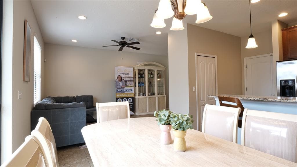 10235 VILLA PALAZZO COURT, TAMPA, FL 33615 — zdjęcie 4