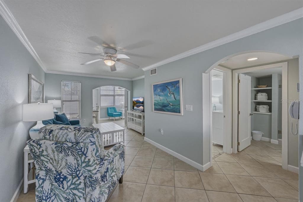 19417 GULF BOULEVARD # F108, INDIAN SHORES, FL 33785 — zdjęcie 5