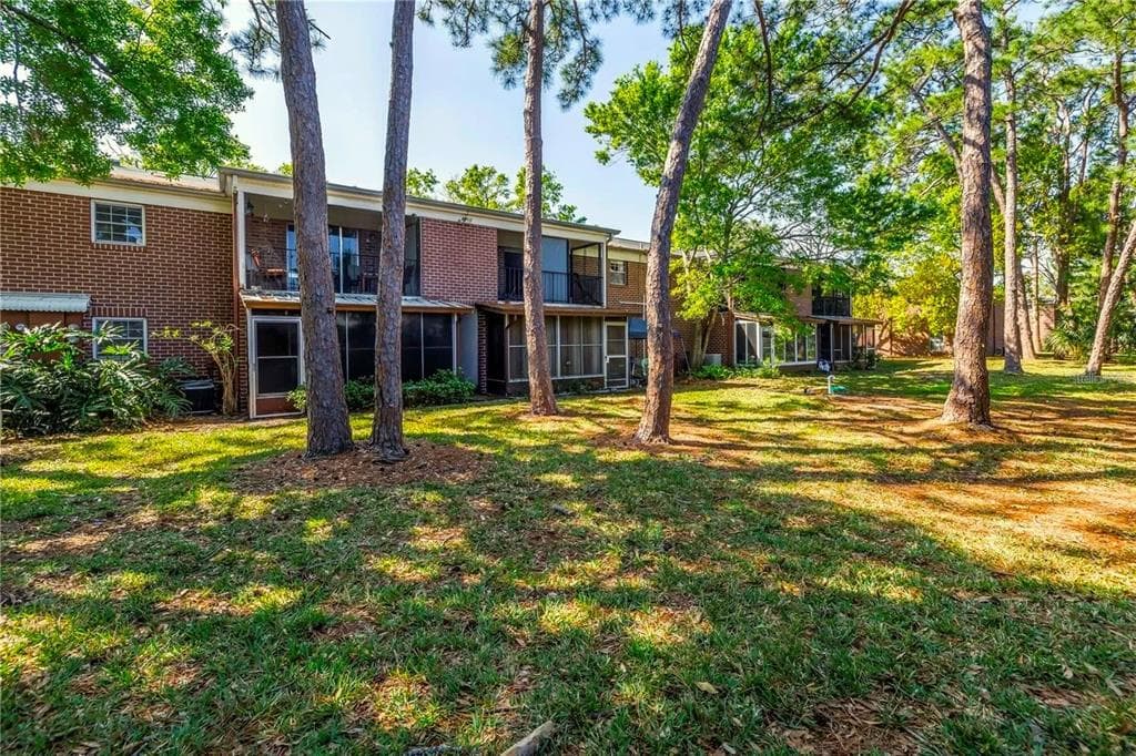 1143 85TH TERRACE N # D, ST PETERSBURG, FL 33702 — zdjęcie 5