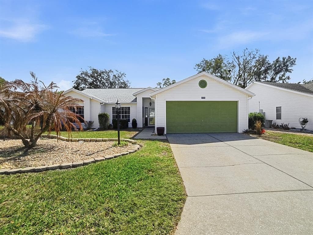 5535 TANGELO STREET, LEESBURG, FL 34748