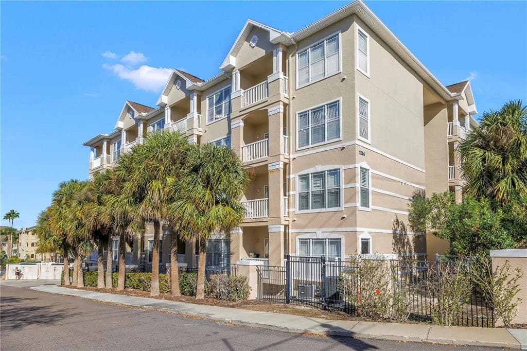 1216 S MISSOURI AVENUE # 415, CLEARWATER, FL 33756