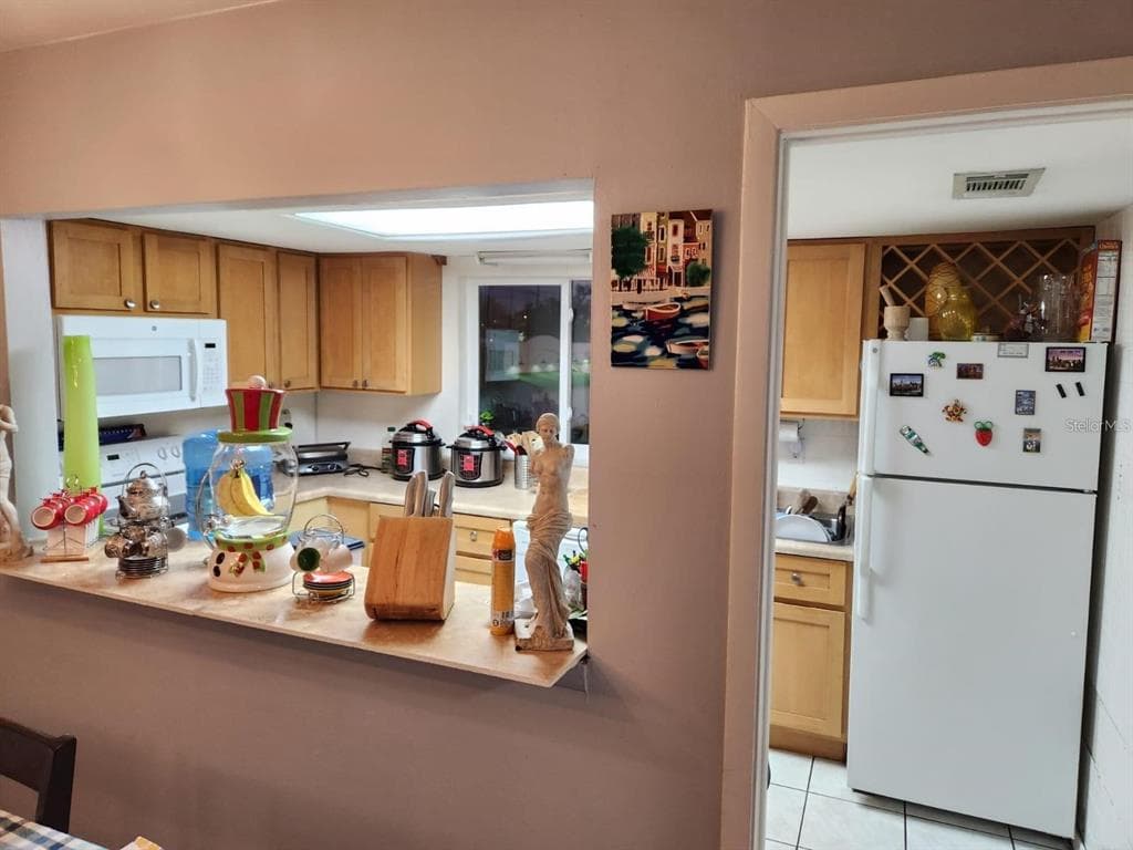 3801 S LAKE DRIVE # 247, TAMPA, FL 33614 — zdjęcie 4