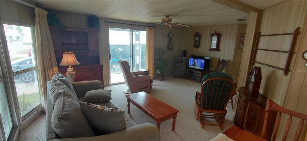 2127 OAHU DRIVE, HOLIDAY, FL 34691 — zdjęcie 4