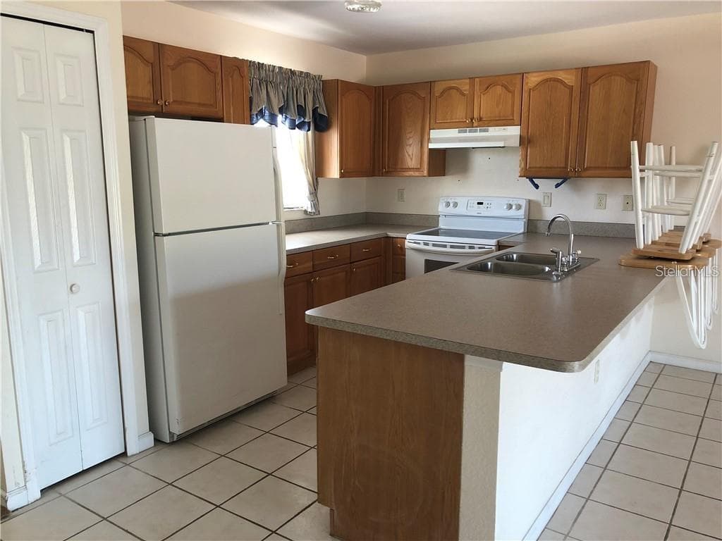 27082 ADAMS STREET # B, PUNTA GORDA, FL 33983 — zdjęcie 2
