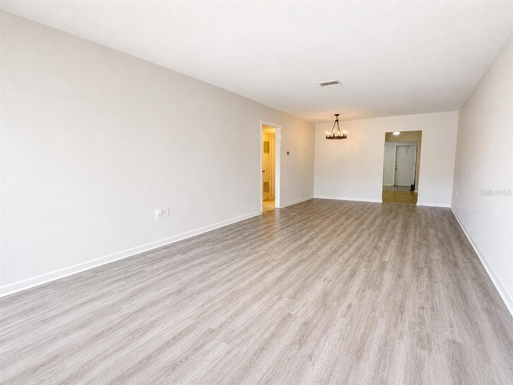 5860 38TH AVENUE N # 29, ST PETERSBURG, FL 33710 — zdjęcie 5