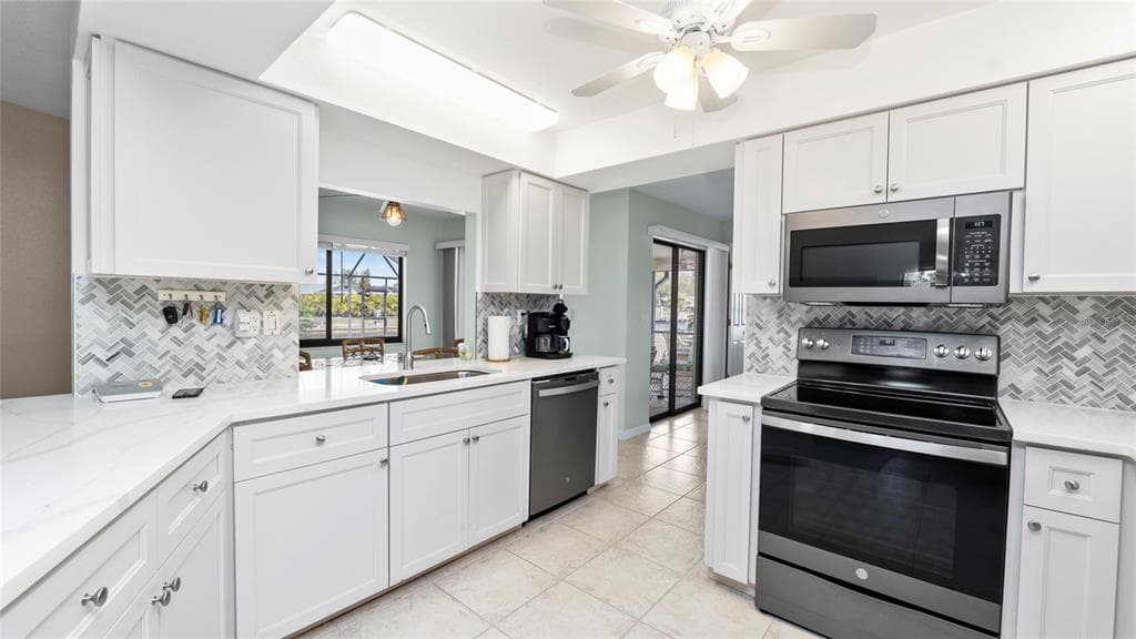 27248 SAN MARINO DRIVE, PUNTA GORDA, FL 33983 — zdjęcie 5