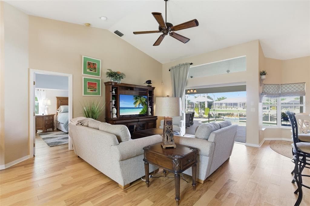 1318 PENGUIN COURT, PUNTA GORDA, FL 33950 — zdjęcie 2