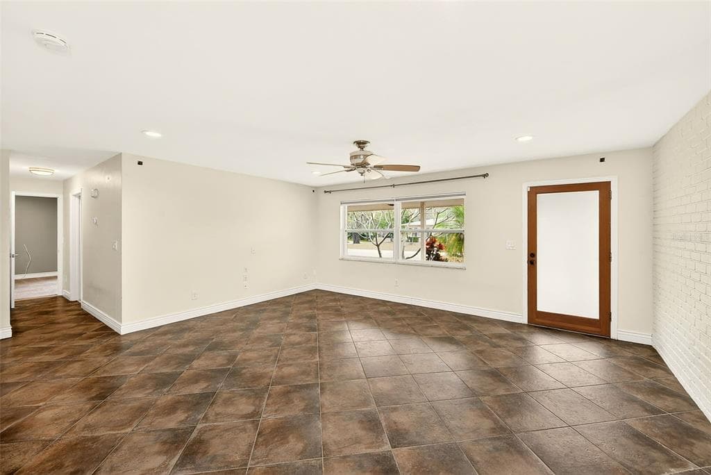 1465 BAYVIEW DRIVE, CLEARWATER, FL 33756 — zdjęcie 2