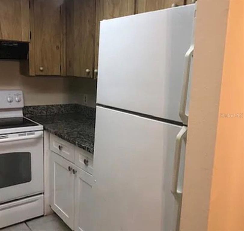 3124 BLOOMINGDALE VILLAS COURT, BRANDON, FL 33511 — zdjęcie 2