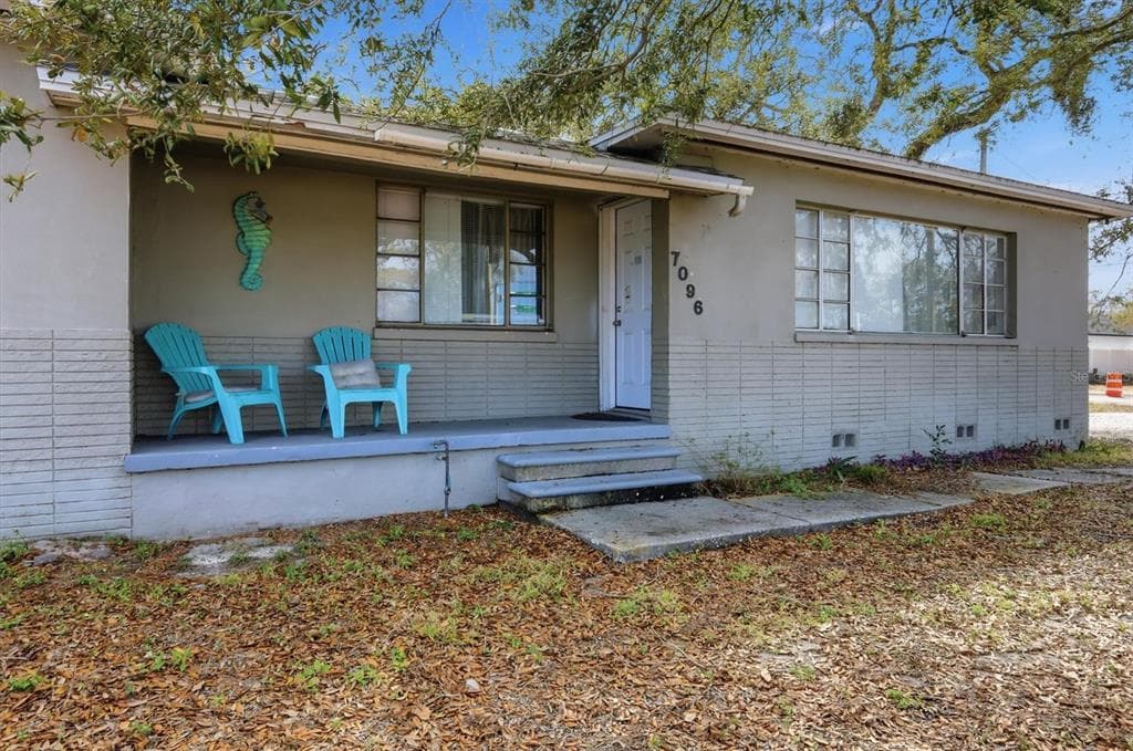 7096 54TH AVENUE N, ST PETERSBURG, FL 33709