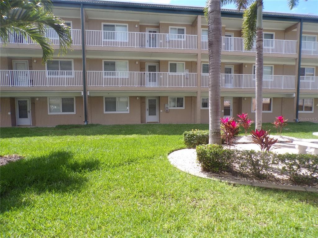 150 HARBORSIDE AVENUE # 133, PUNTA GORDA, FL 33950