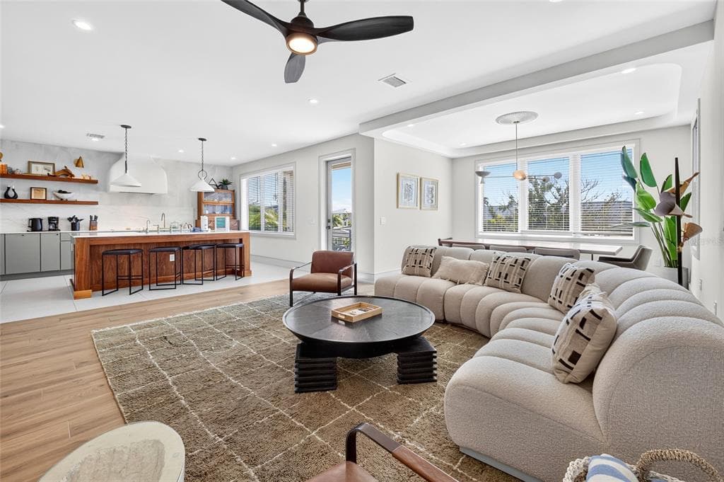 100 12TH STREET N, BRADENTON BEACH, FL 34217 — zdjęcie 4