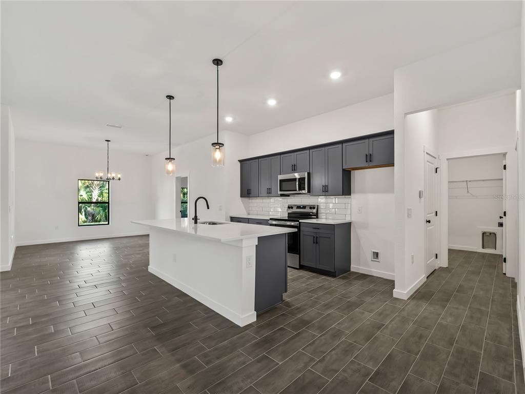 3855 LAMARQUE AVENUE, NORTH PORT, FL 34286 — zdjęcie 5