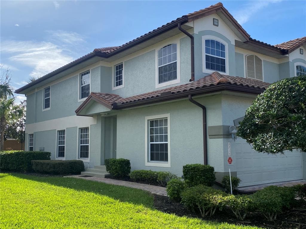 8235 MIRAMAR WAY, LAKEWOOD RANCH, FL 34202