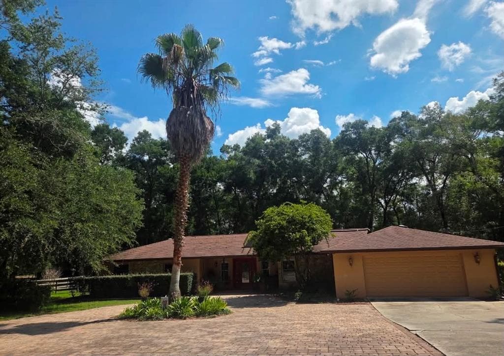 19 NORTHERN DANCER DRIVE, OCALA, FL 34482