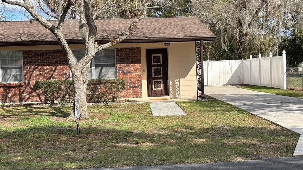 5652 18TH STREET, ZEPHYRHILLS, FL 33542