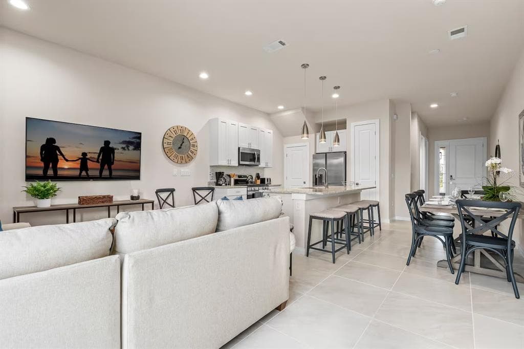 7568 SUNFLOWER CIRCLE, KISSIMMEE, FL 34747 — zdjęcie 4