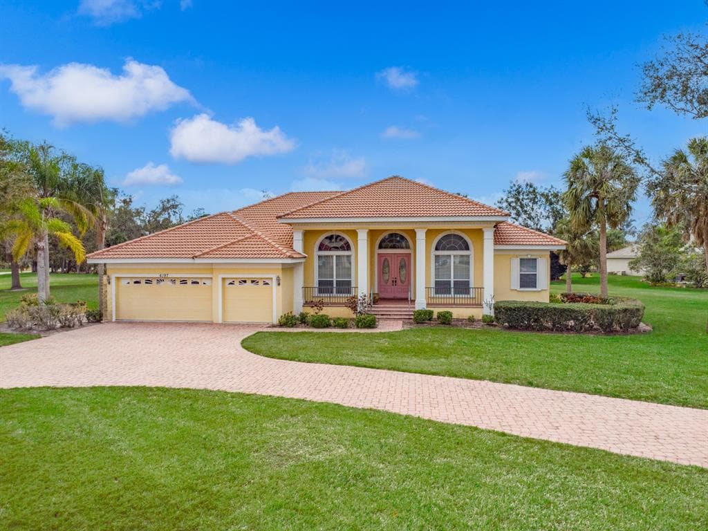 6197 9TH AVENUE CIRCLE NE, BRADENTON, FL 34212