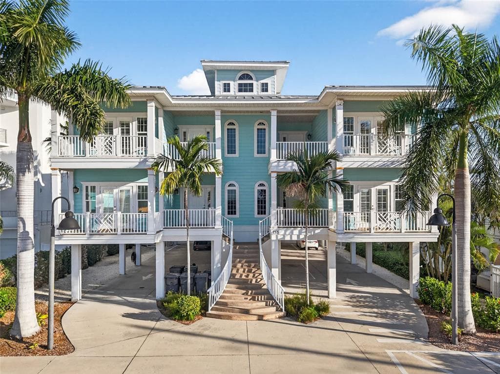255 104TH AVENUE, TREASURE ISLAND, FL 33706