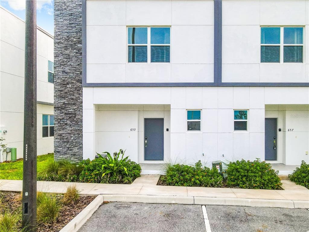 653 TRIKOMO DRIVE, DAVENPORT, FL 33896 — zdjęcie 2