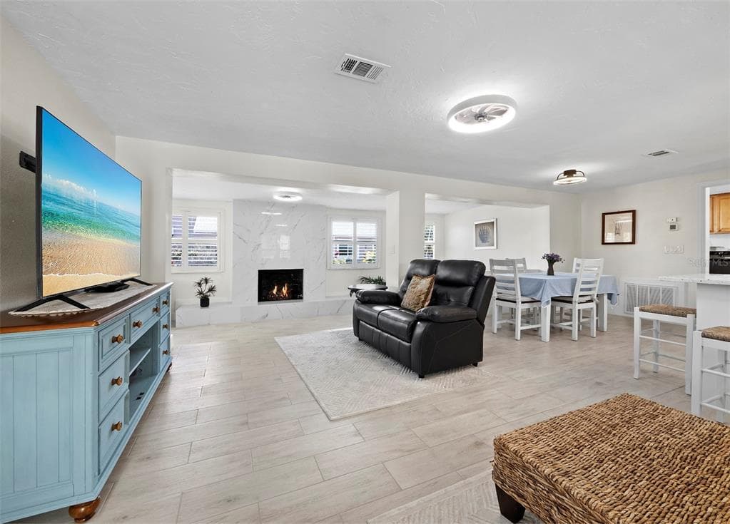 726 JUNGLE QUEEN WAY, LONGBOAT KEY, FL 34228 — zdjęcie 4