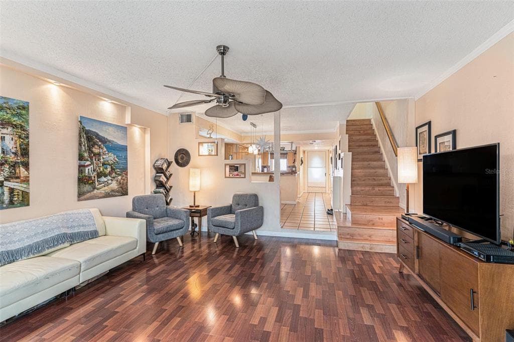 12465 2ND STREET E # 105B, TREASURE ISLAND, FL 33706 — zdjęcie 2