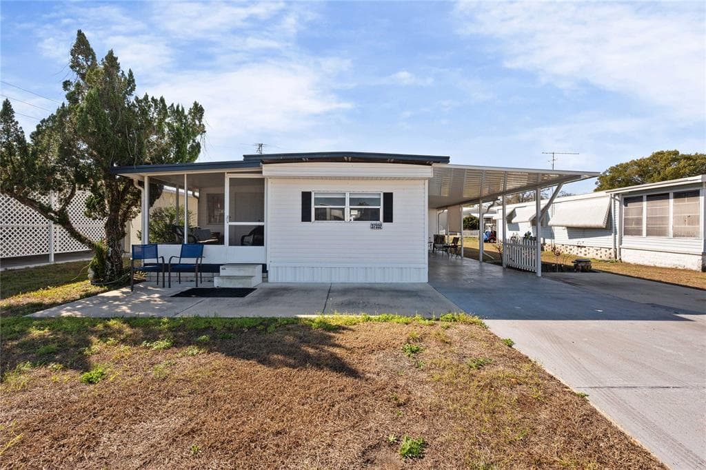 37332 SANDRA AVENUE, ZEPHYRHILLS, FL 33542
