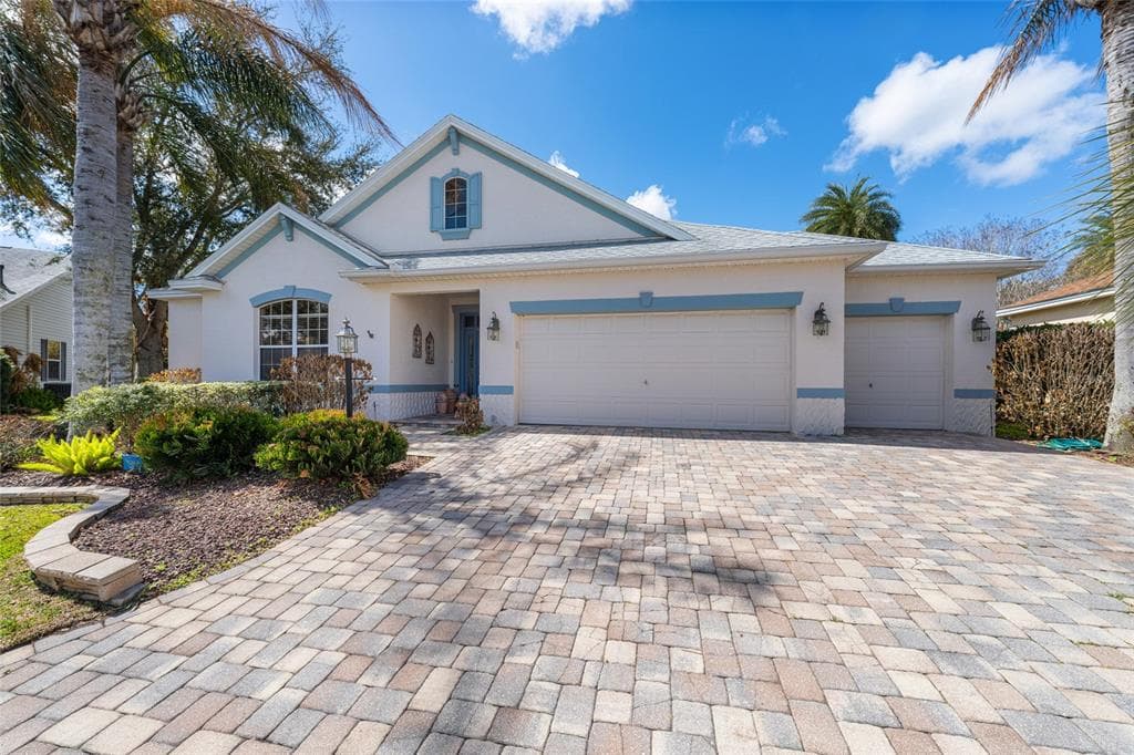 646 STRATFORD LANE, THE VILLAGES, FL 32162