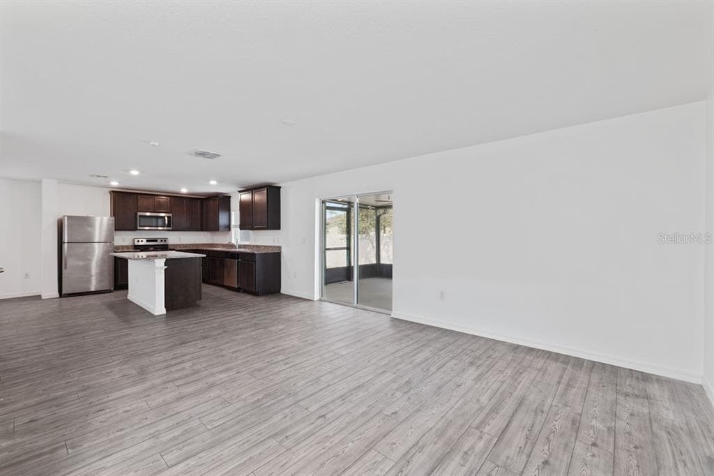 1136 SEA PINES COURT, TAVARES, FL 32778 — zdjęcie 4