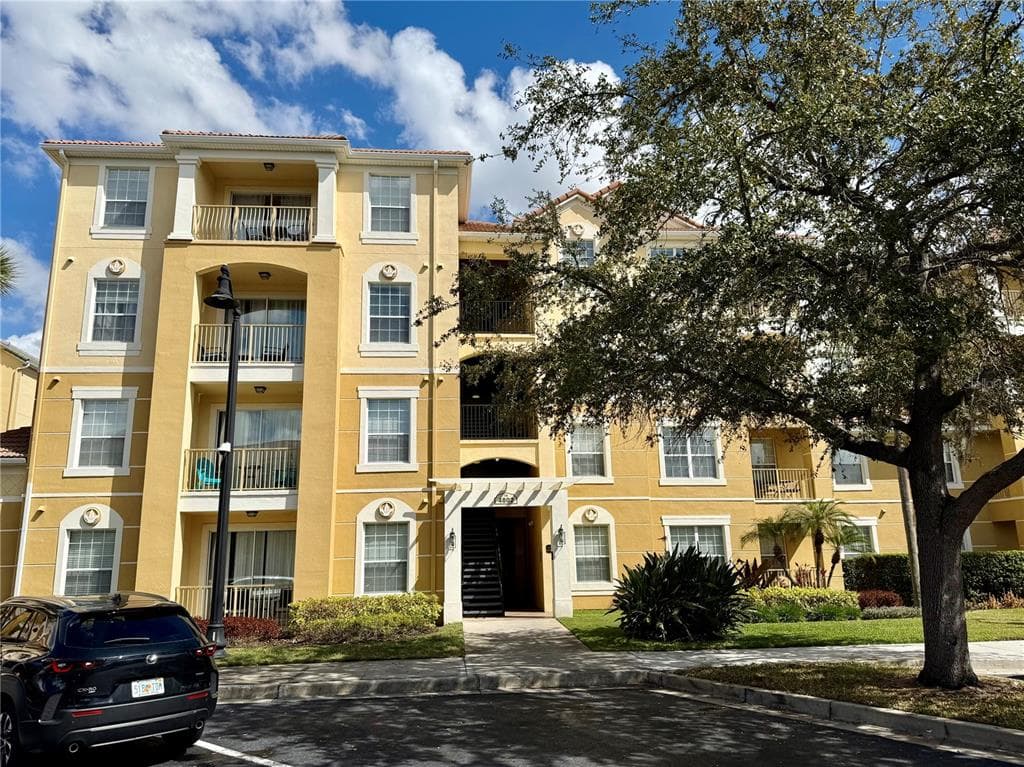 4802 CAYVIEW AVENUE # 204, ORLANDO, FL 32819