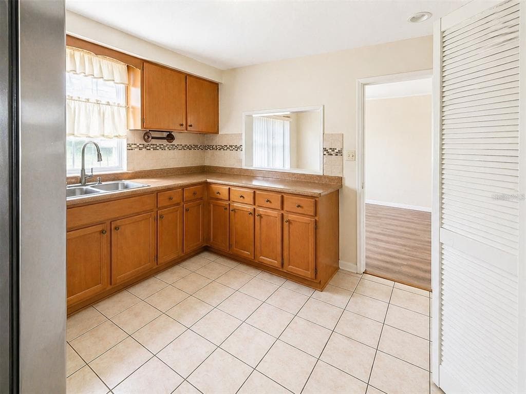5230 11TH AVENUE S, GULFPORT, FL 33707 — zdjęcie 3