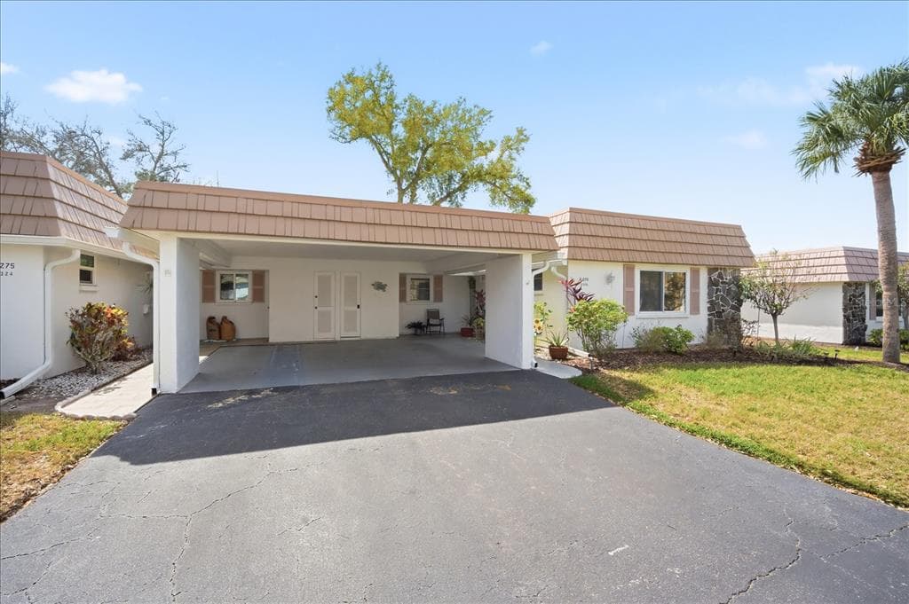2320 AQUABLUFF PLACE # V274, SARASOTA, FL 34231